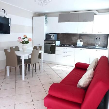 Vicolo 11 Apartment Calmasino Екстериор снимка